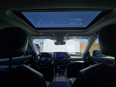 2023 Toyota Highlander BASE