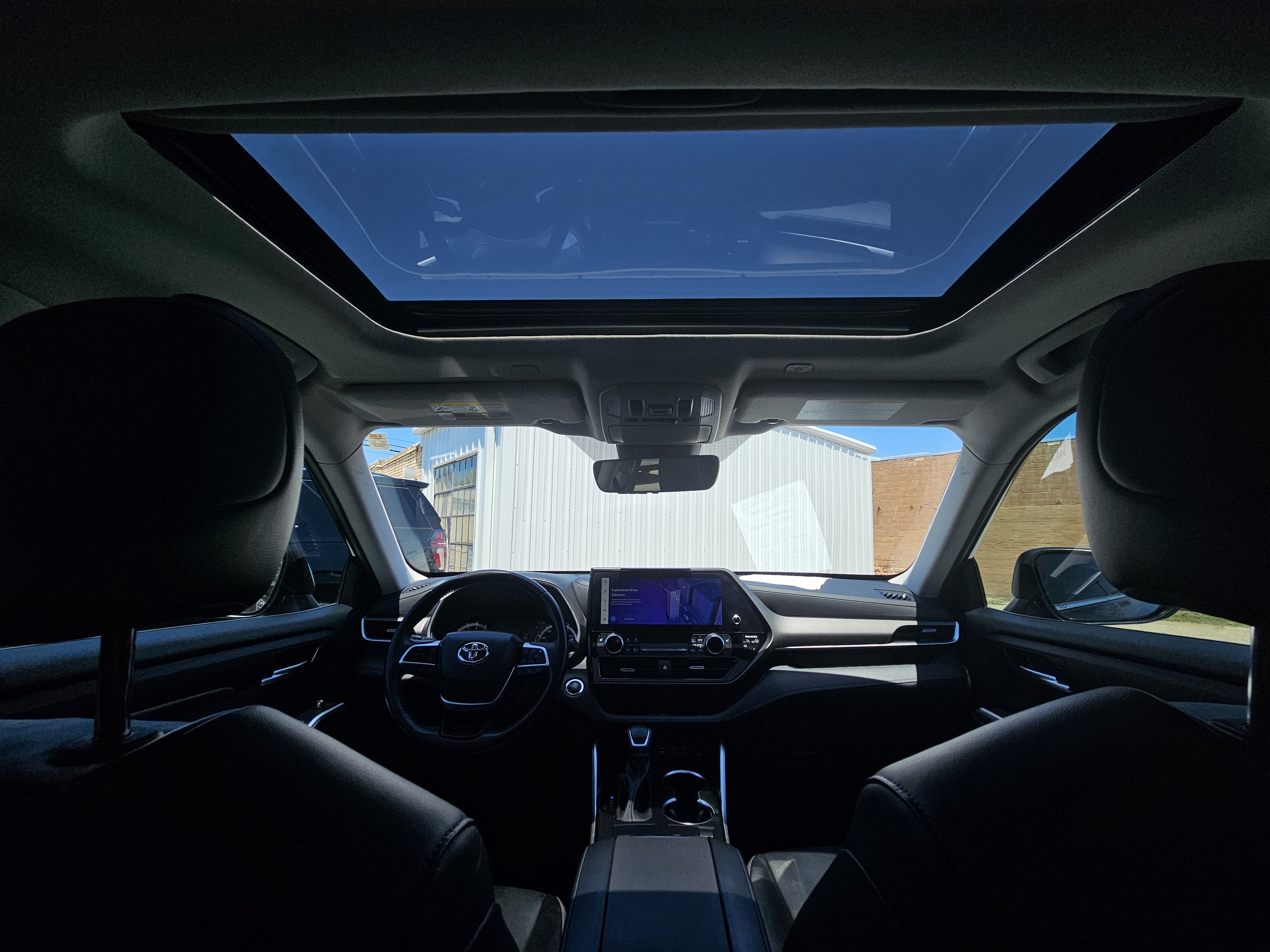 2023 Toyota Highlander BASE