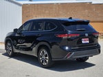 2023 Toyota Highlander BASE
