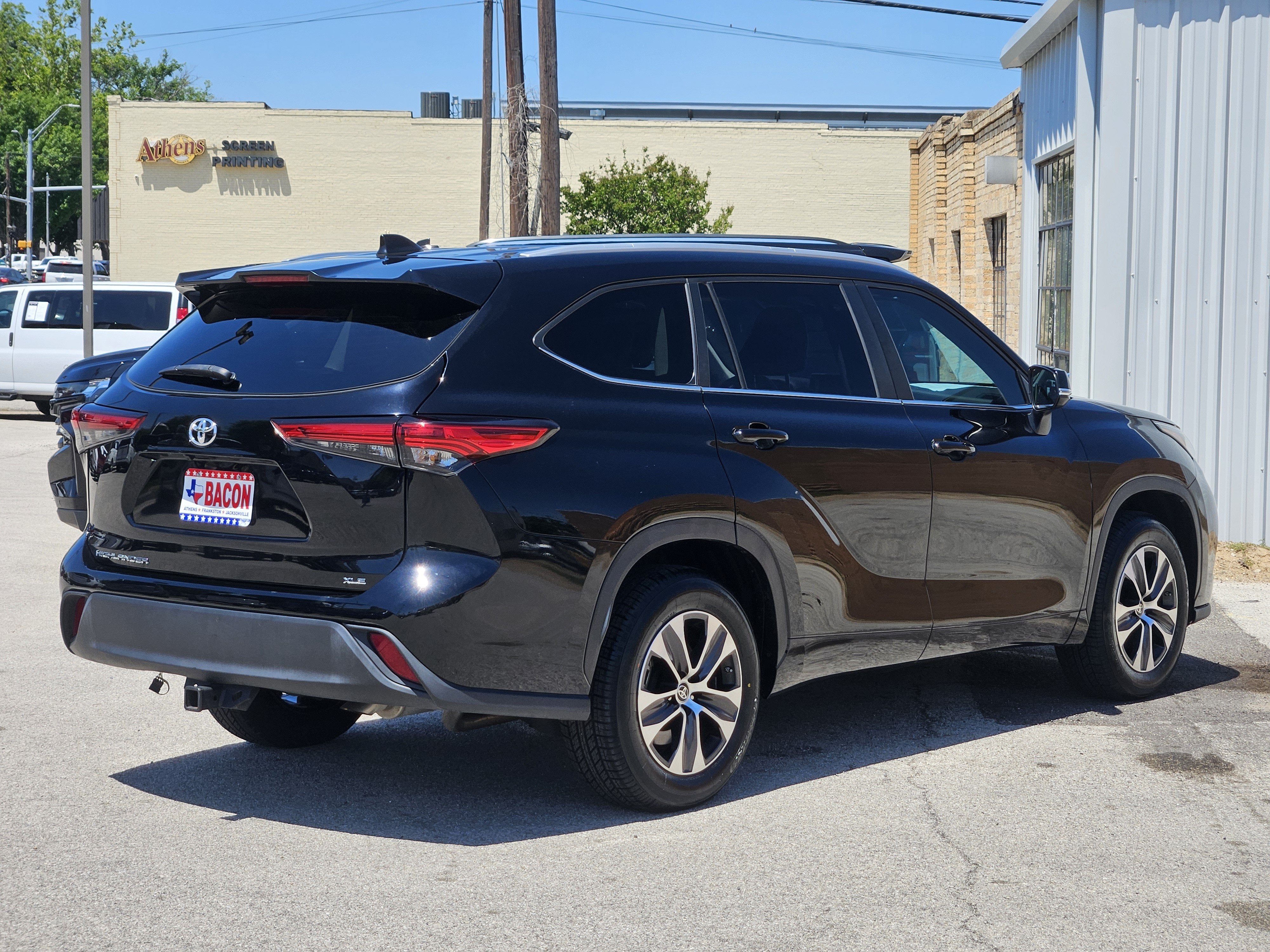 2023 Toyota Highlander BASE