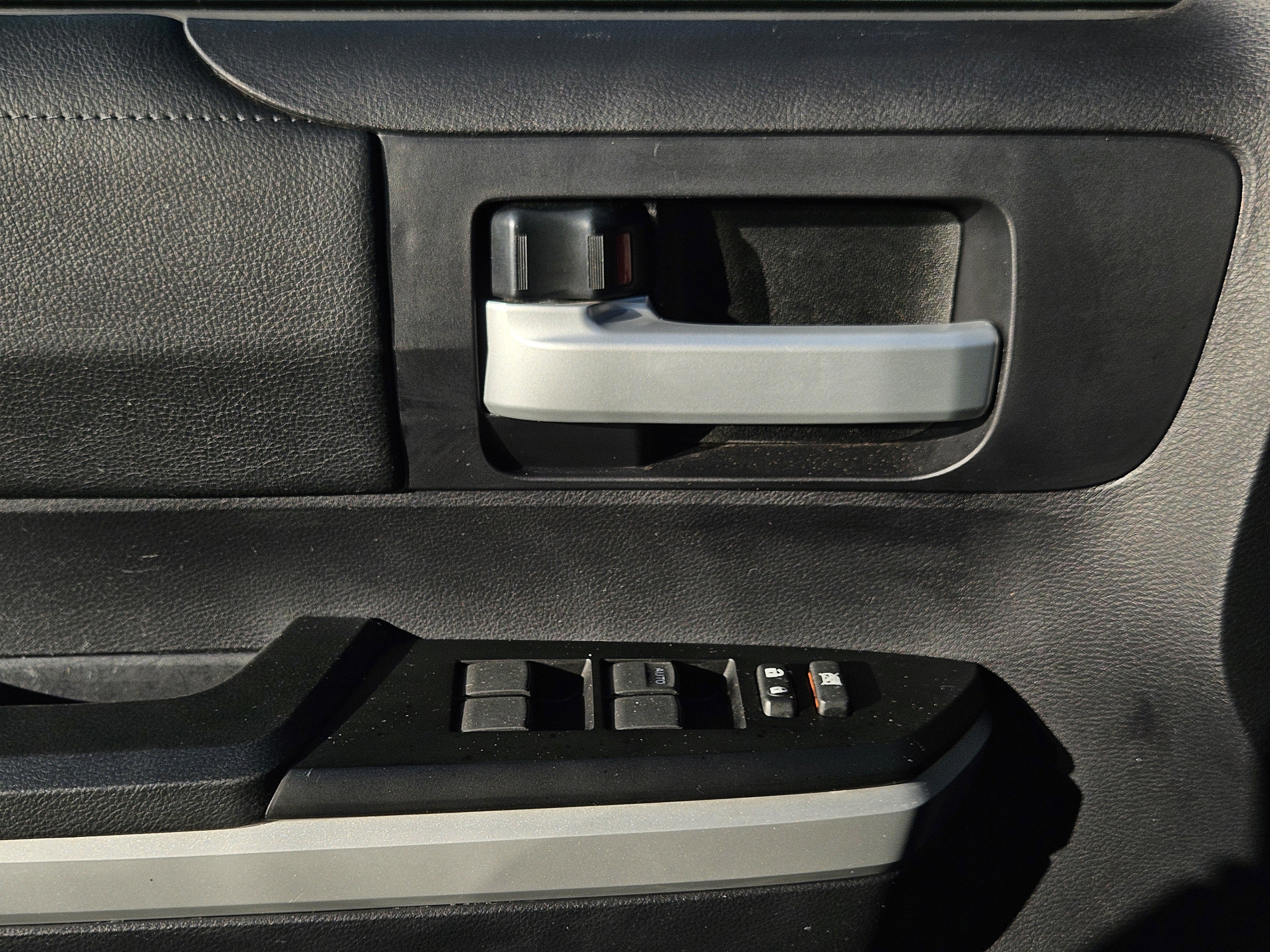 2020 Toyota Tundra 2WD SR5