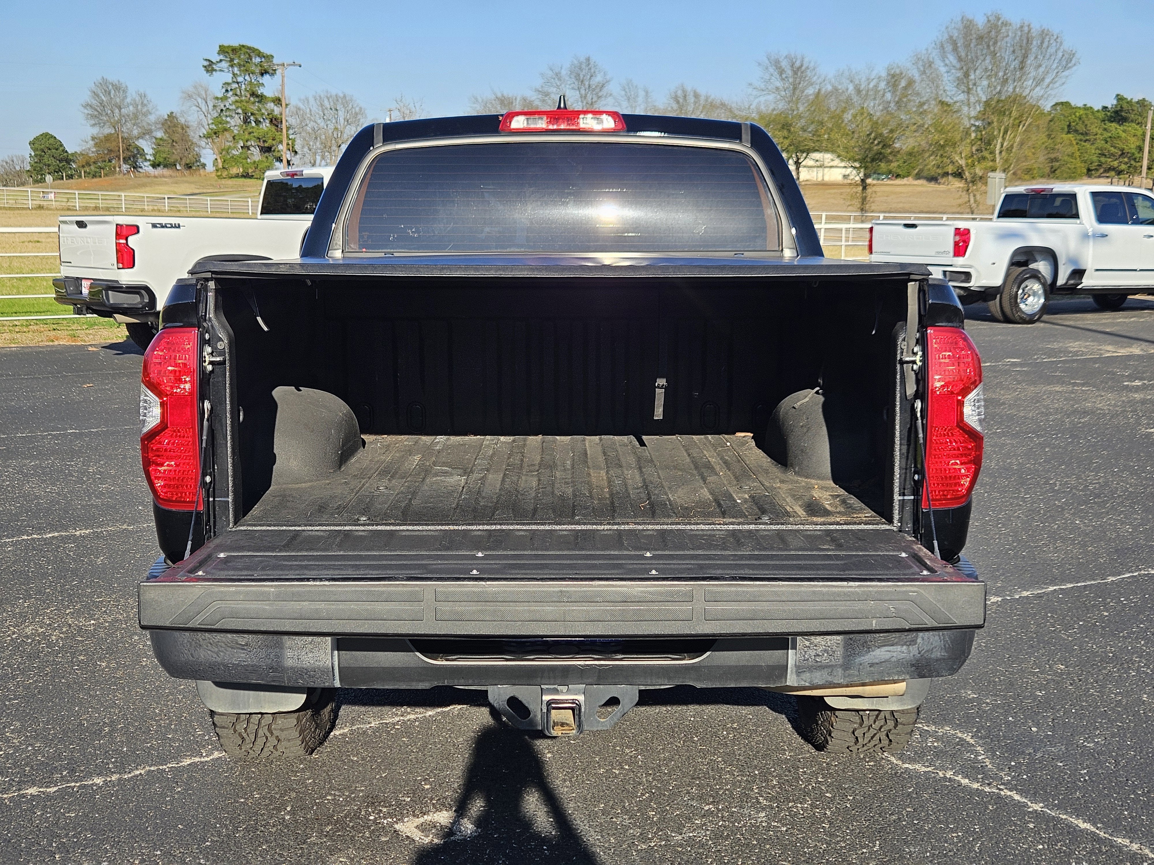 2020 Toyota Tundra 2WD SR5