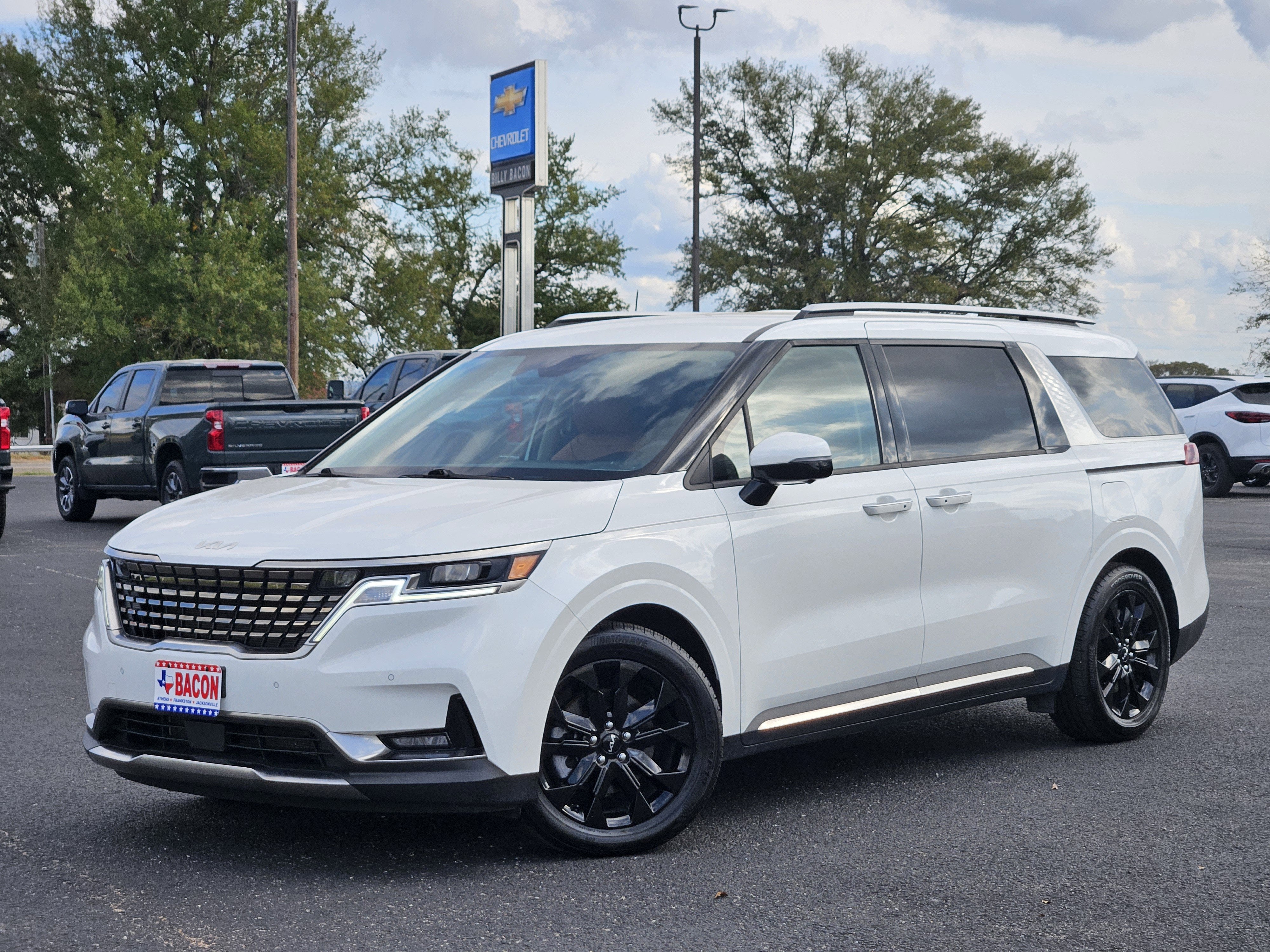 2023 Kia Carnival SX