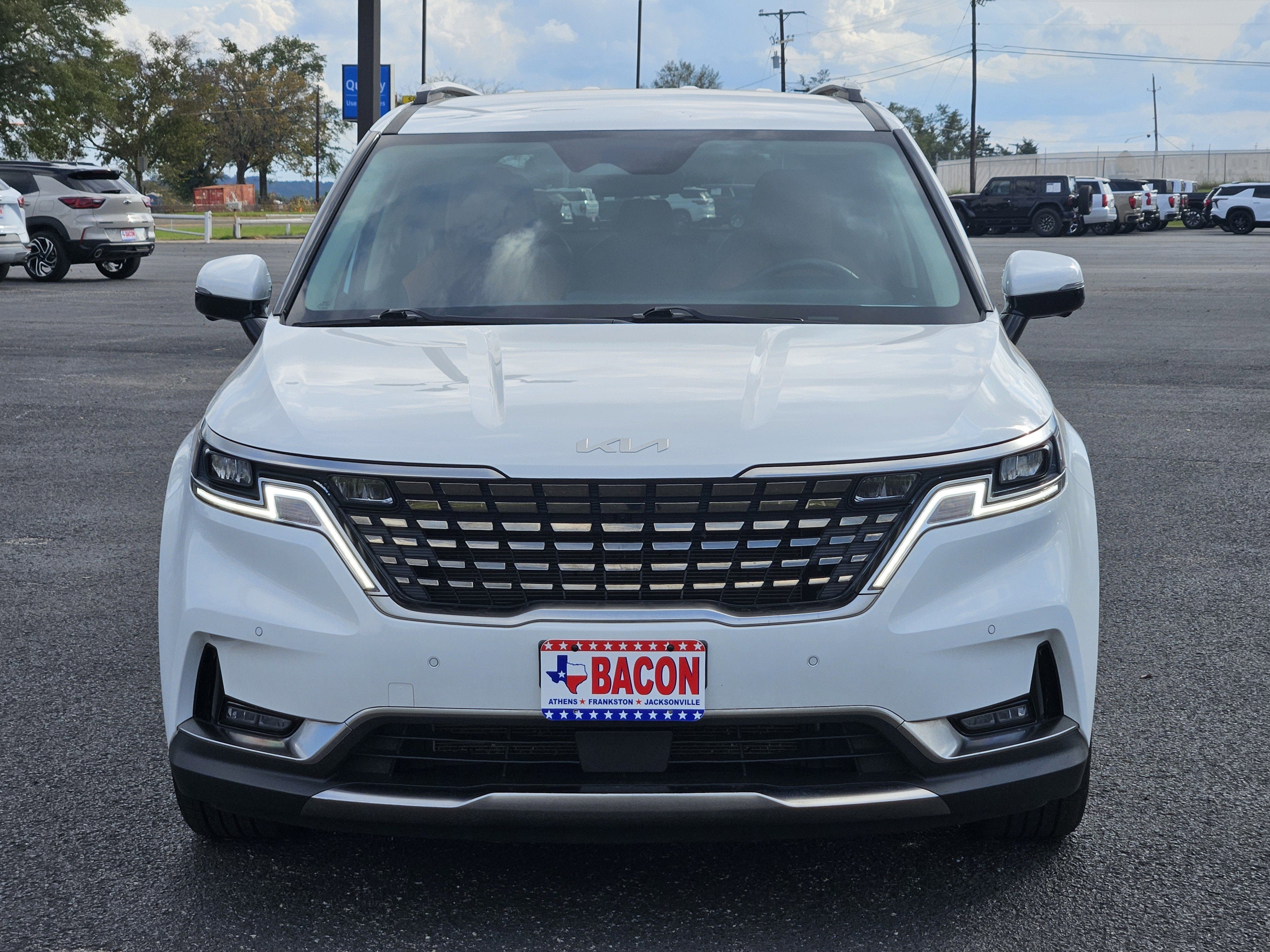 2023 Kia Carnival SX